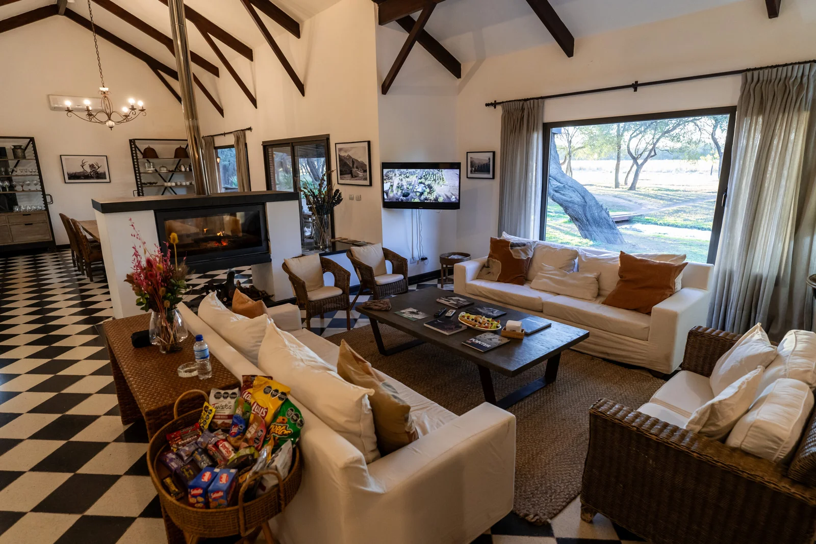 Cozy Premium Lodges - Luxury Hunting & Fishing Trips Images | Endless Horizon Luxury Travel Specialists