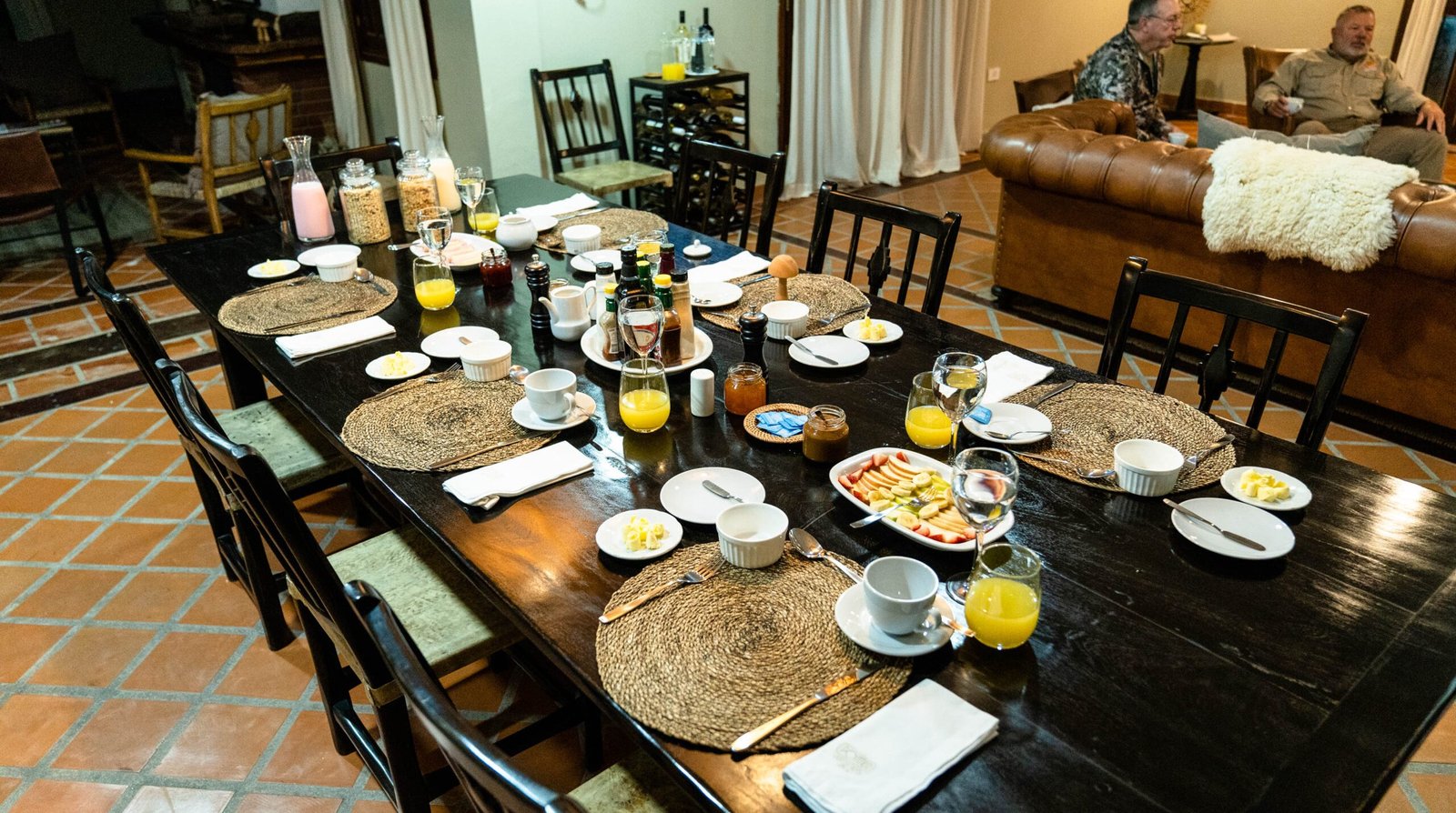 Dining in Lodges - Luxury Hunting & Fishing Trips Images | Endless Horizon Luxury Travel Specialists